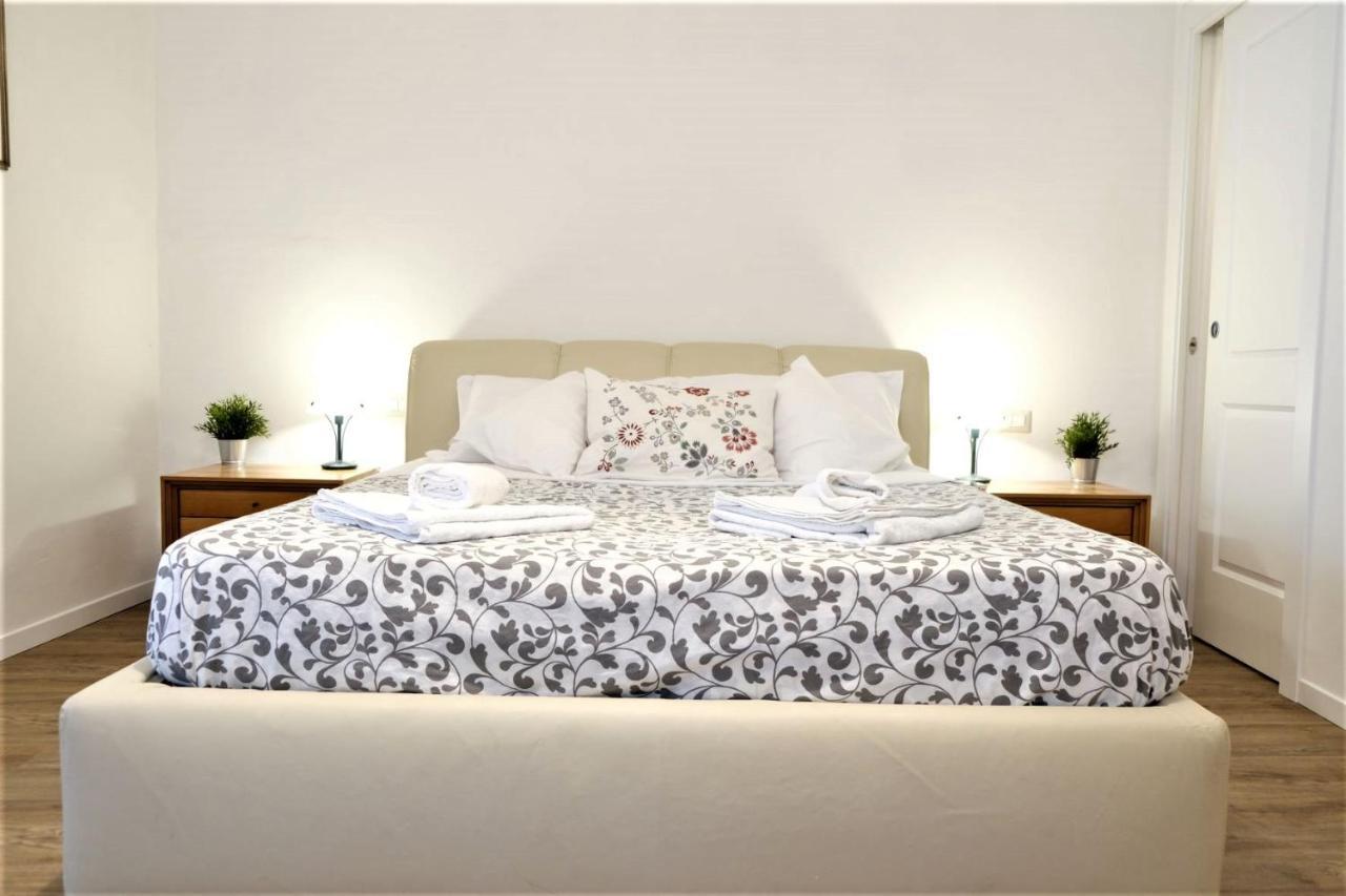 Wine Apartments Florence Morellino Esterno foto